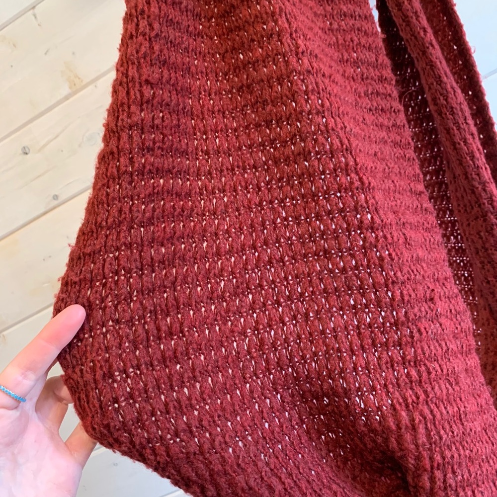 Garage | Maroon Infinity Scarf - Picture 3 of 3